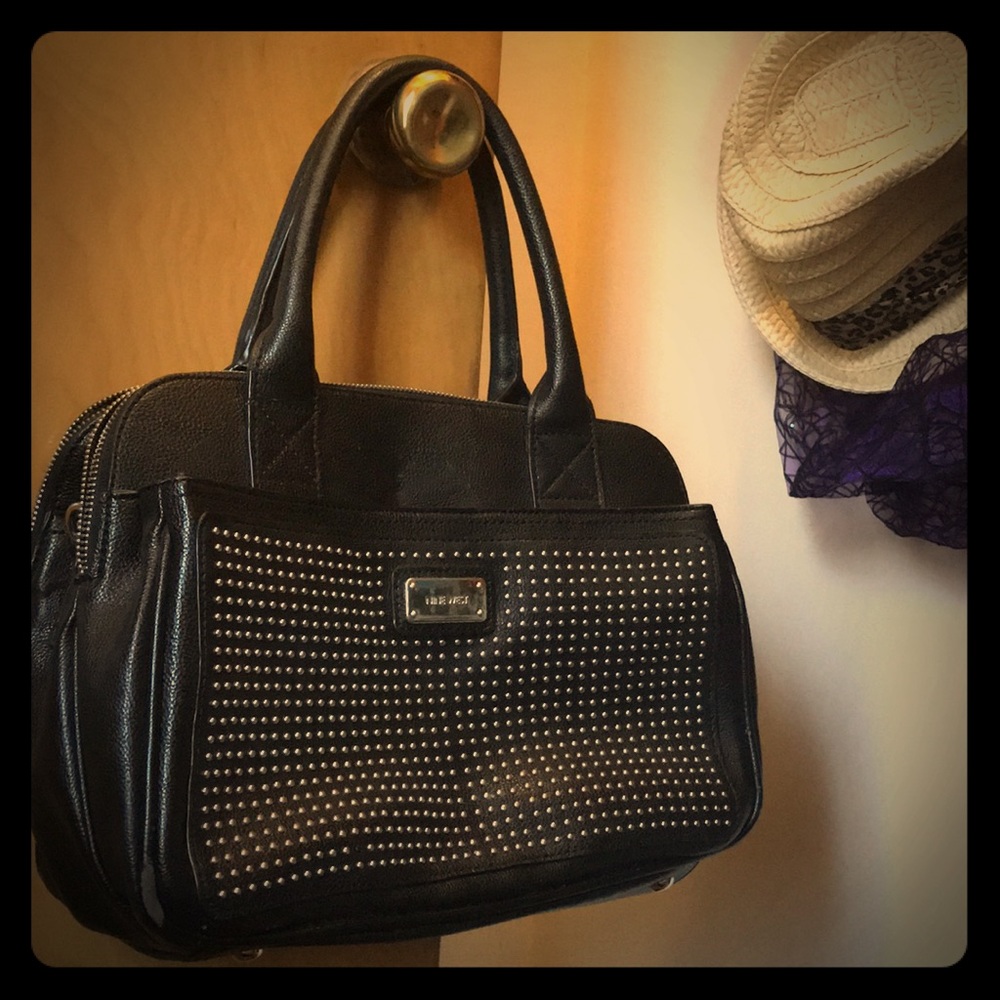 ⚡️Nine West Black Leather Studded Satchel⚡️
